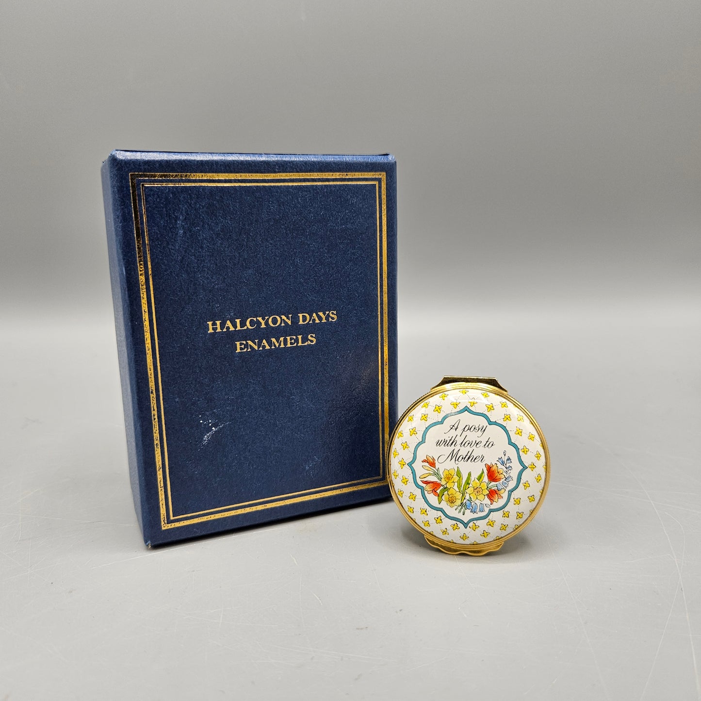 1989 Halcyon Days Enamel "A posy with Love to Mother" Mother's Day Box
