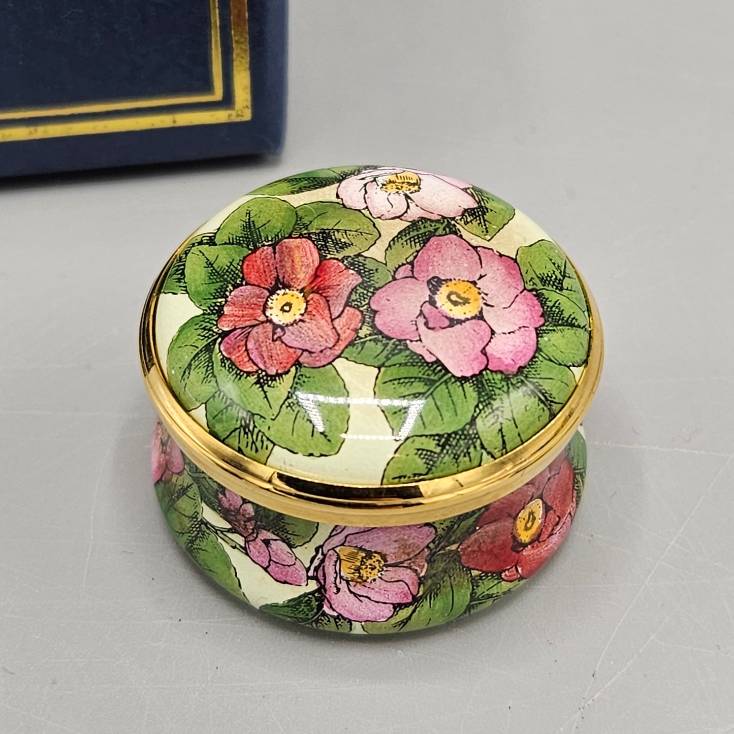 Halcyon Days England Enamel Metropolitan Opera "La Traviata" Box