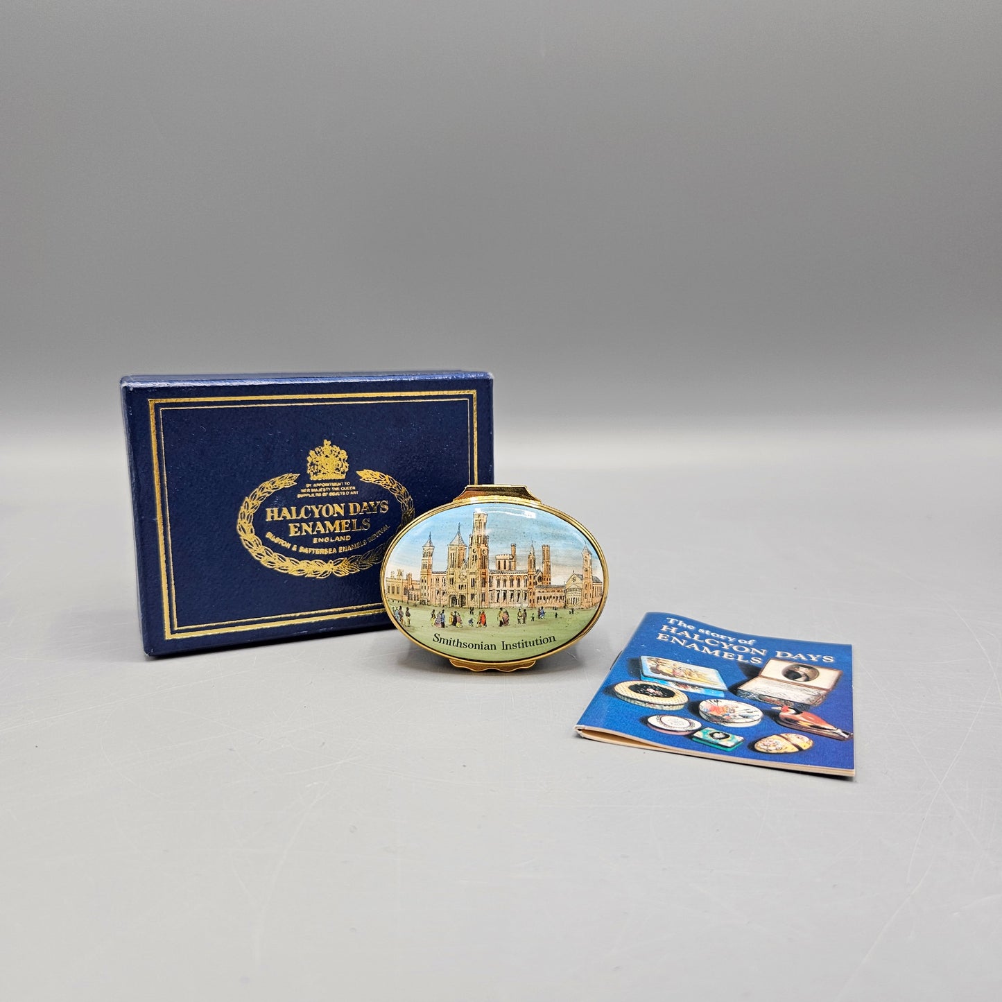 Halcyon Days England Enamel Smithsonian Institution "The Castle" Box