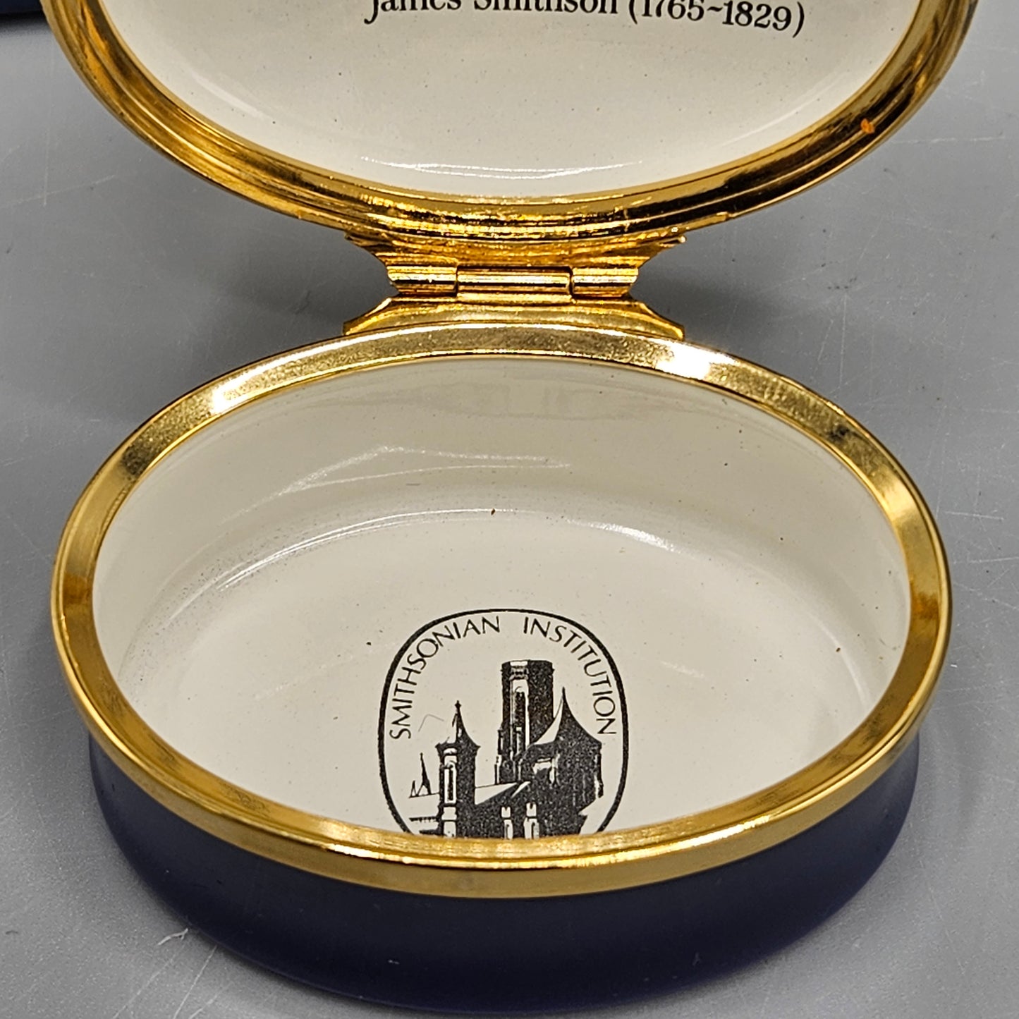 Halcyon Days England Enamel Smithsonian Institution "The Castle" Box