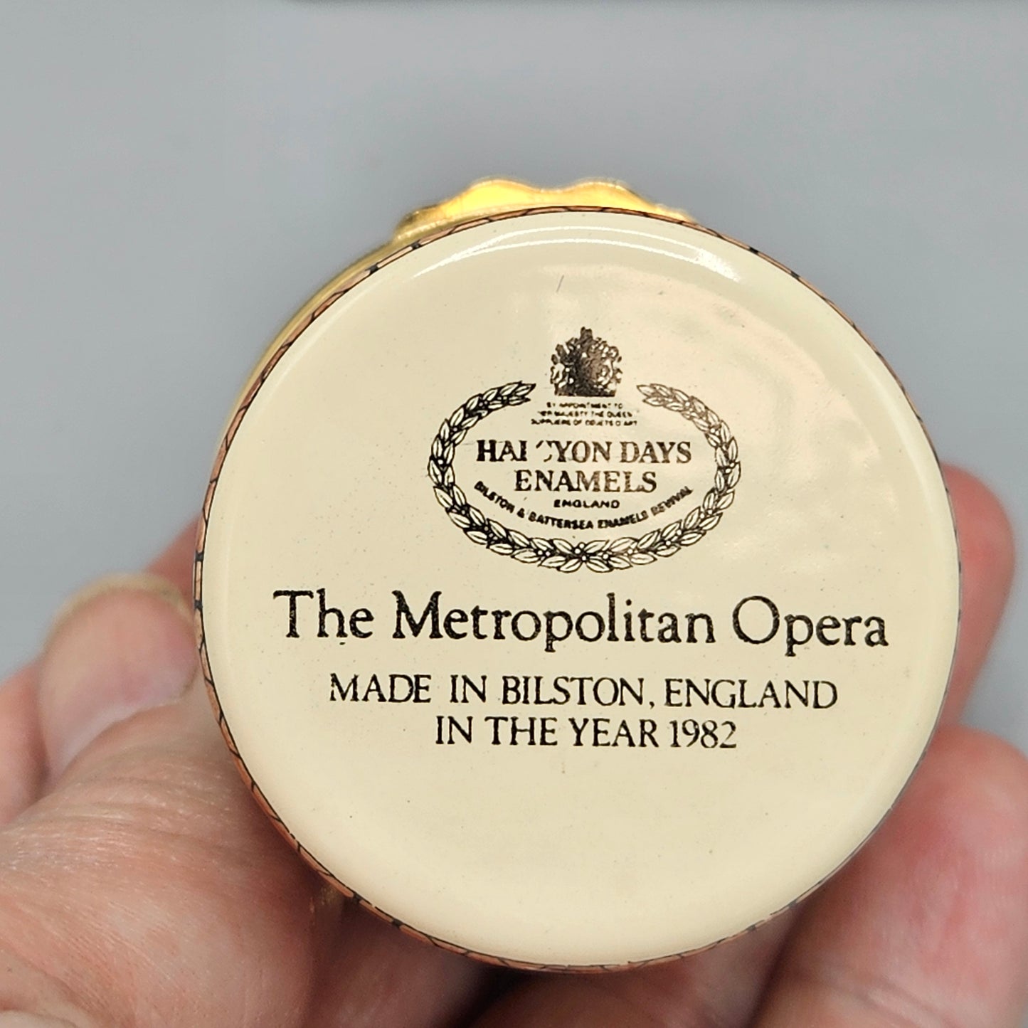 Halcyon Days England Enamel Metropolitan Opera "Un Ballo in Maschera" Box