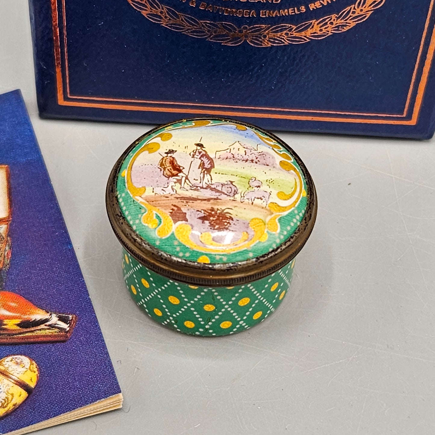 Halcyon Days England Enamel British Museum Reproduction "Shepherds" Box