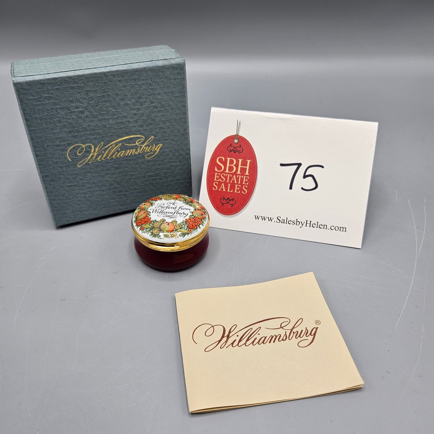 Halcyon Days England Enamel "A Present from Williamsburg" Box