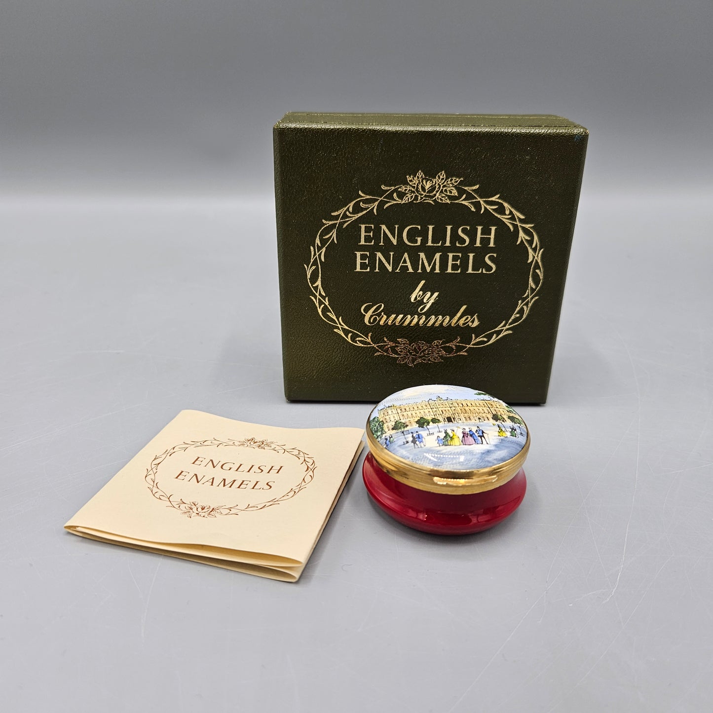 Crummles England Enamel Buckingham Palace Box