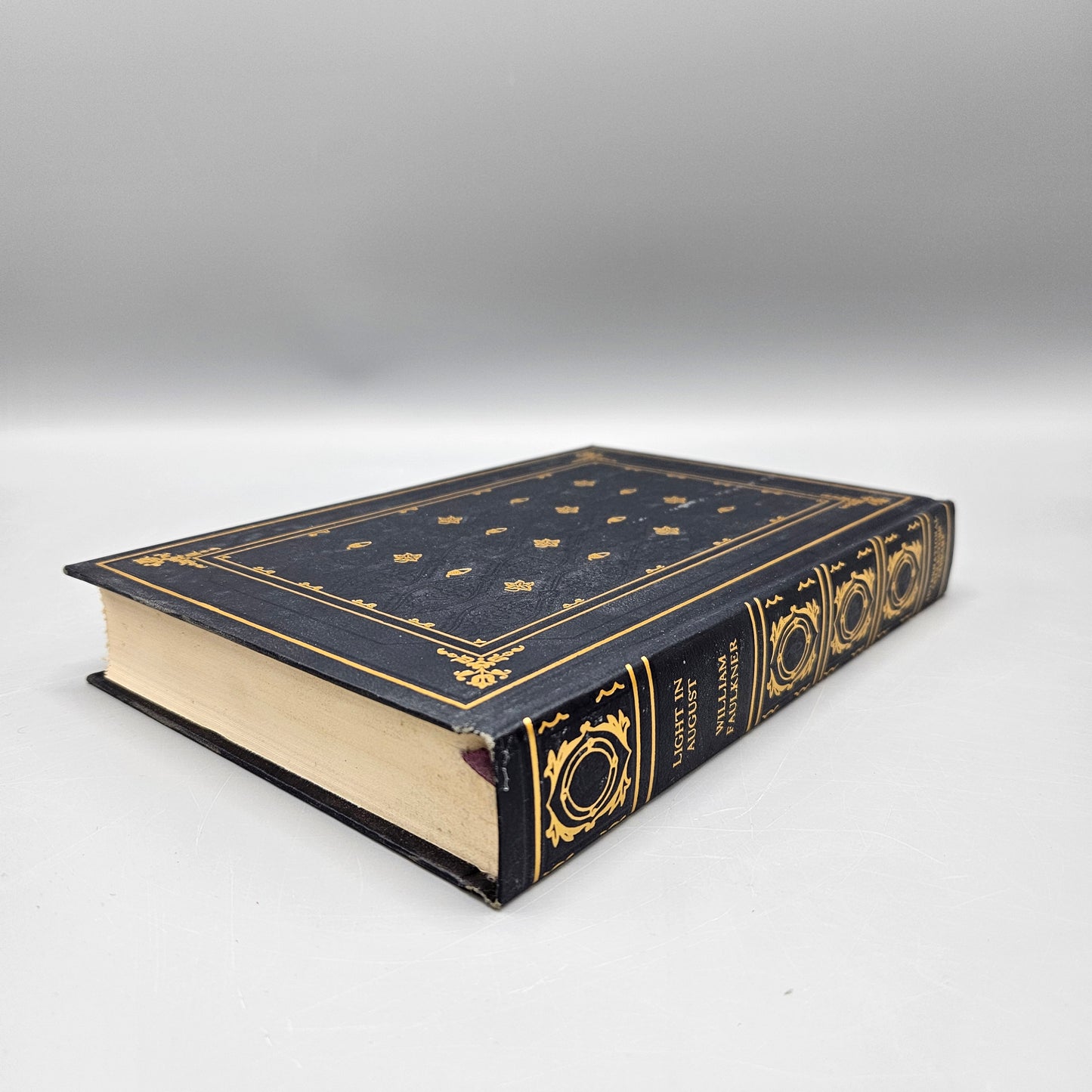 William Faulkner "Light in August" International Collectors Library