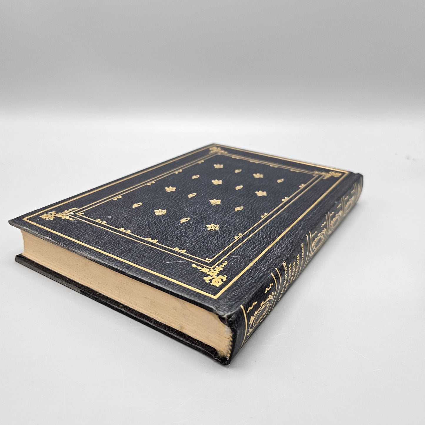 Nathaniel Hawthorne "The House of Seven Gables" International Collectors Library