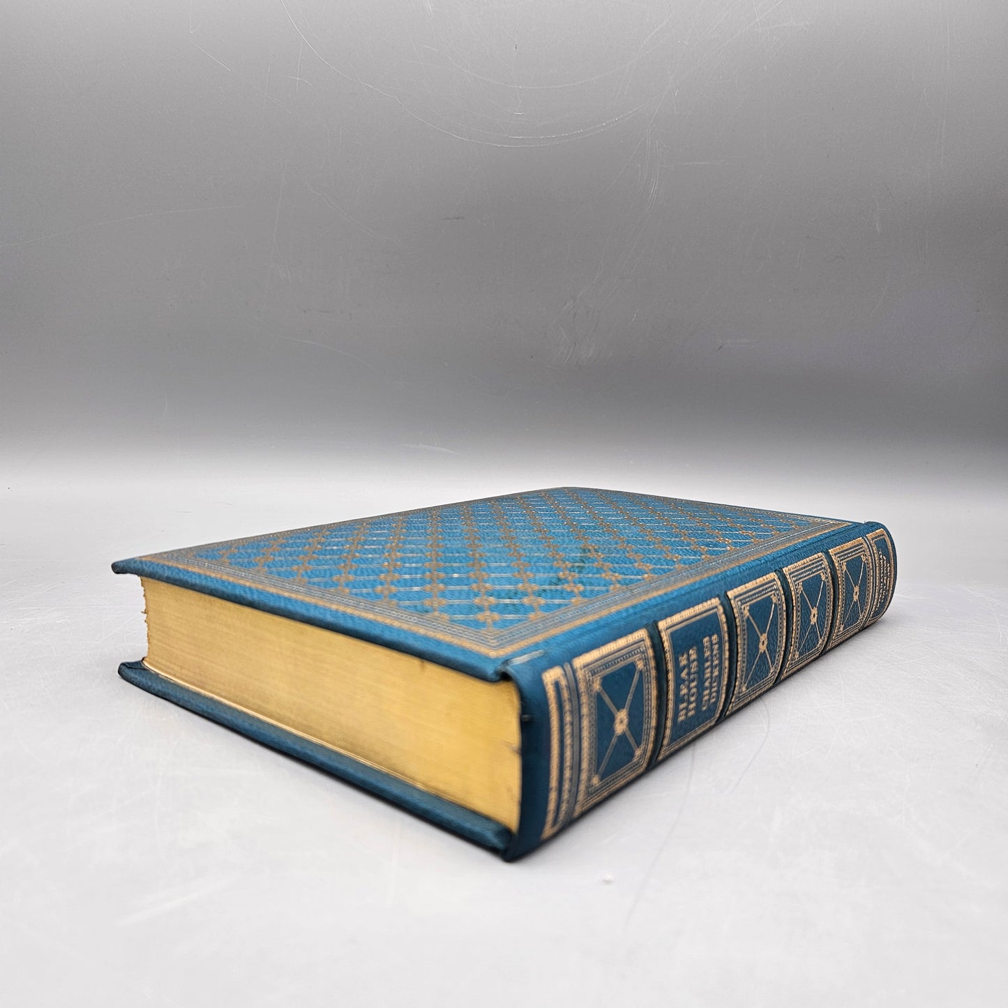Charles Dickens Bleak House International Collectors Library