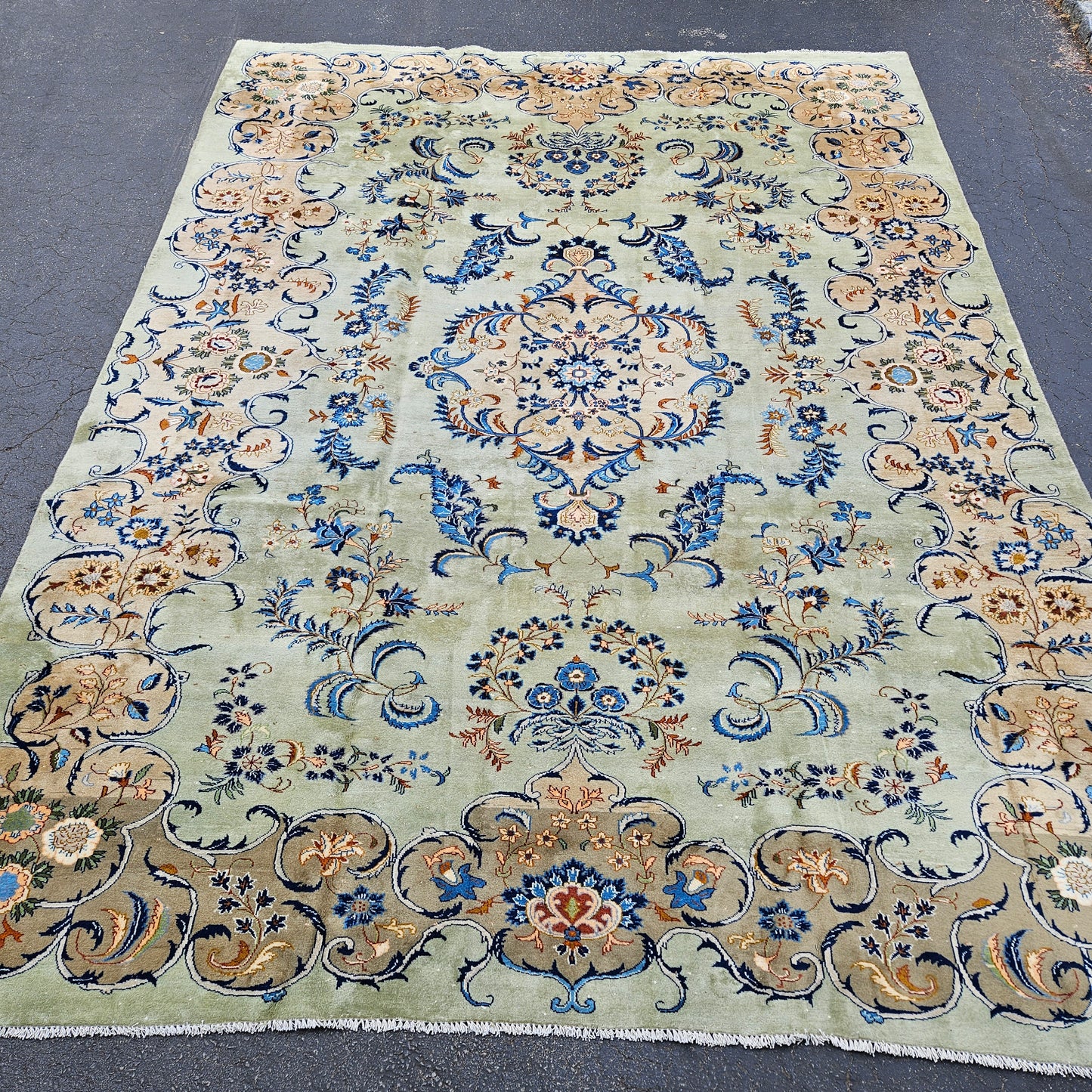 Vintage Room Size Carpet - Hand Knotted 9' 8" x 13' 2"