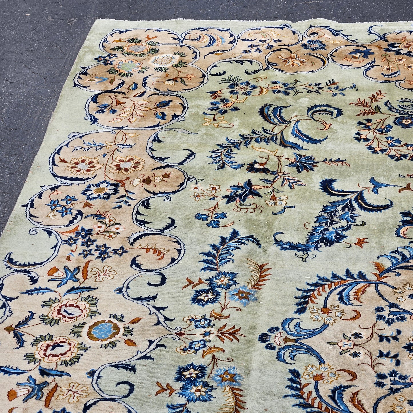 Vintage Room Size Carpet - Hand Knotted 9' 8" x 13' 2"