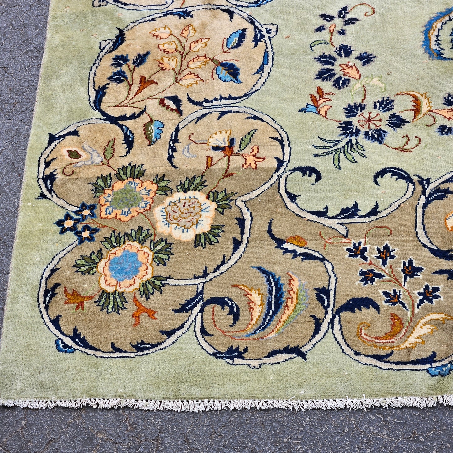Vintage Room Size Carpet - Hand Knotted 9' 8" x 13' 2"