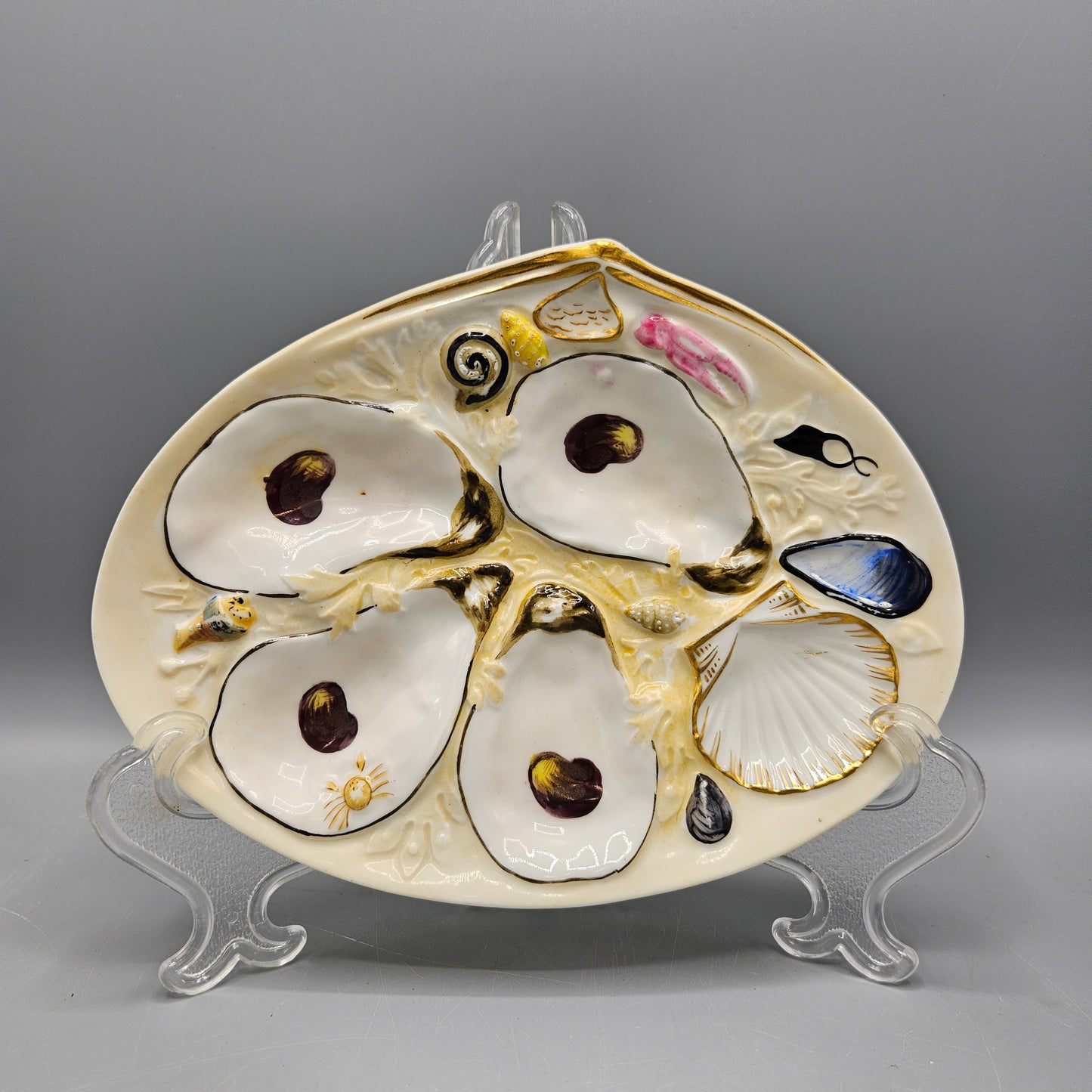 Union Porcelain Work for Richard Briggs Boston Oyster Plate