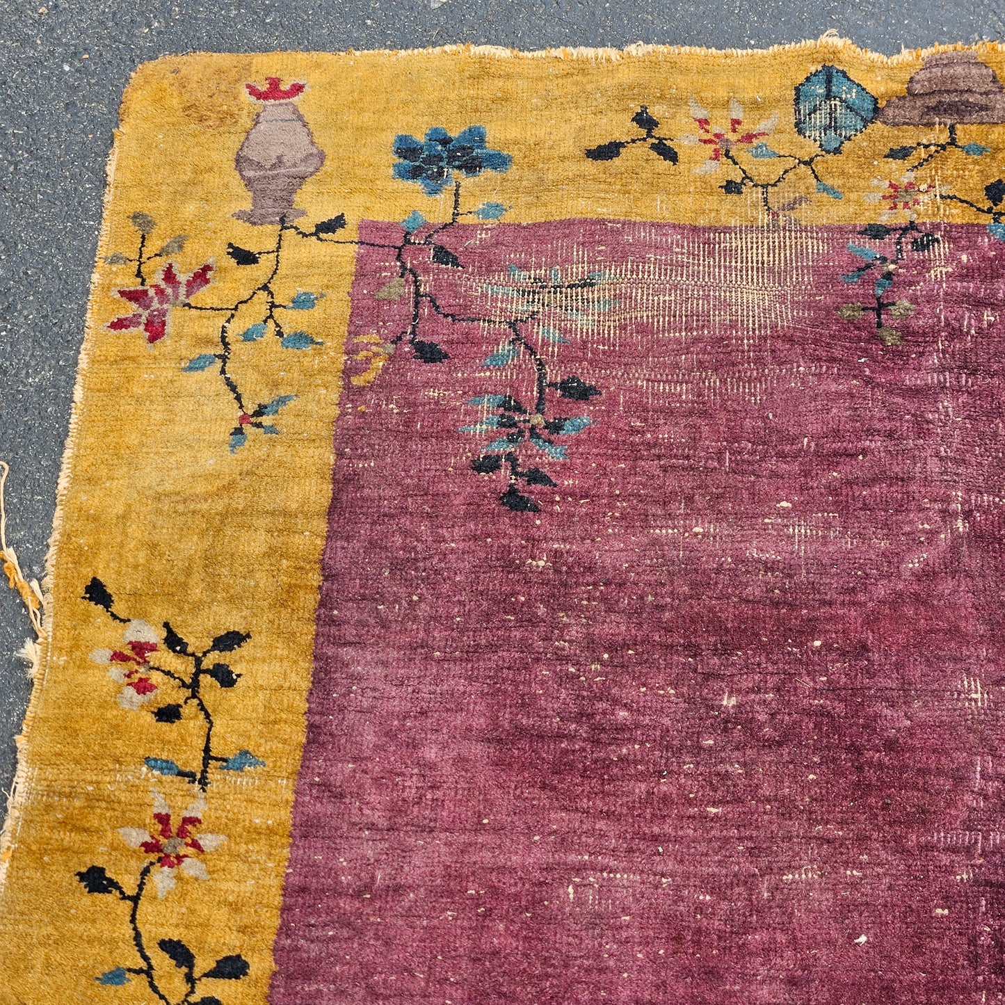 Vintage Chinese Hand Knotted Rug / Carpet 4' x 6' 8"