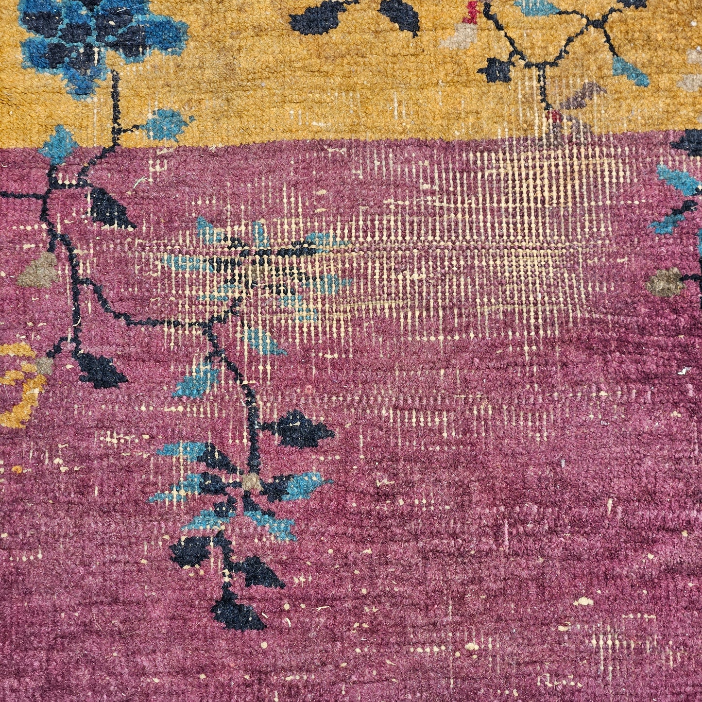 Vintage Chinese Hand Knotted Rug / Carpet 4' x 6' 8"