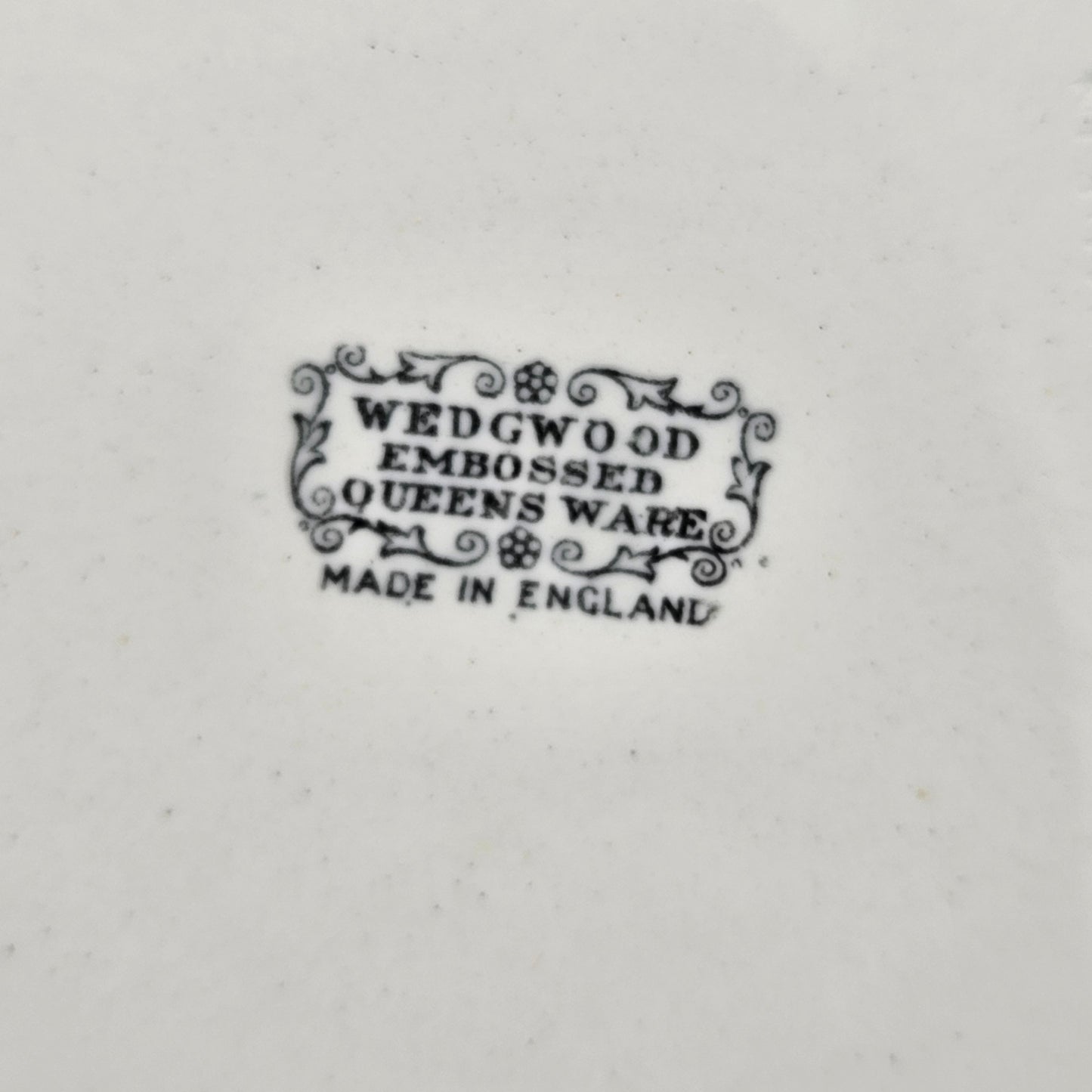 Wedgwood Queensware Round Trinket Box