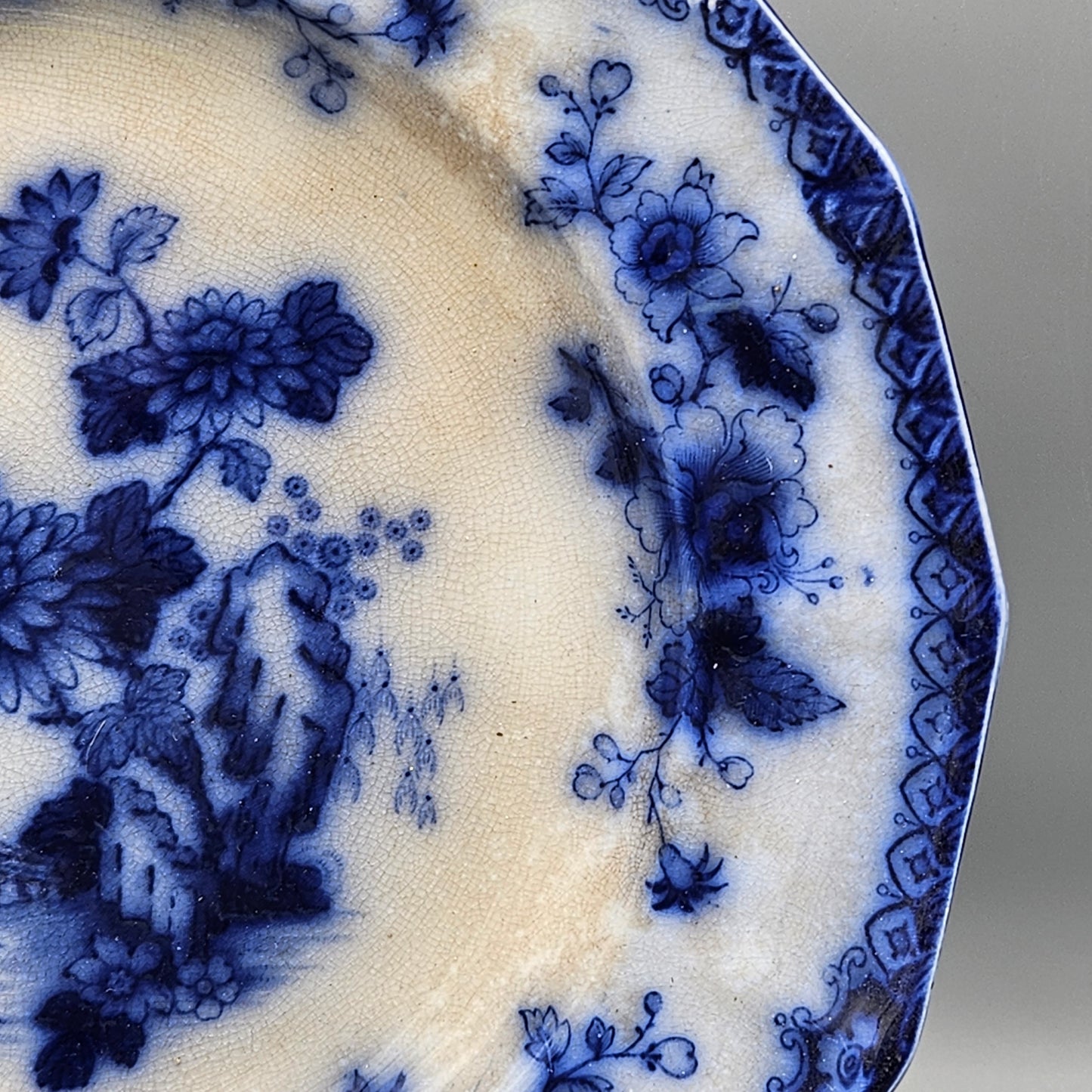 Antique Staffordshire Flow Blue Indian Pattern Plate
