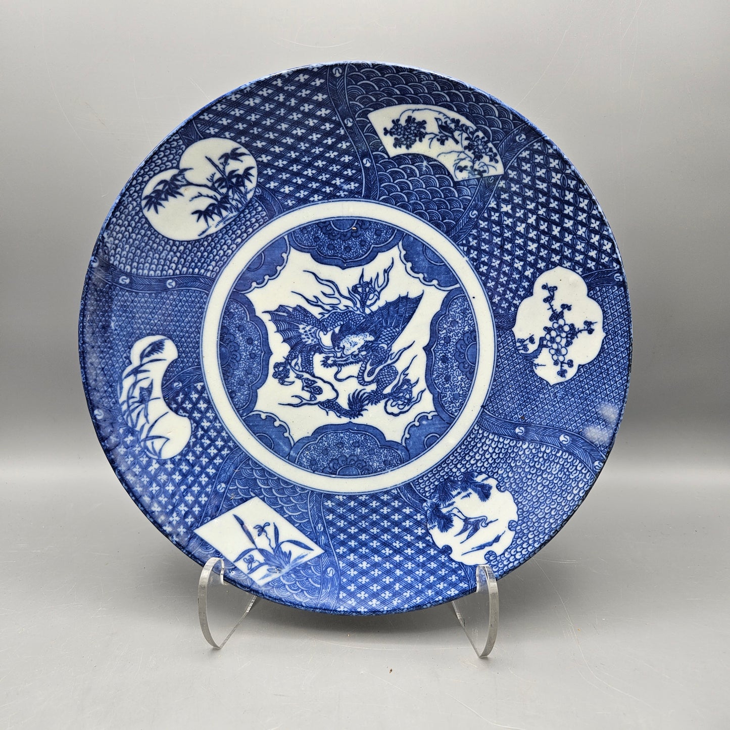 Chinese Blue and White Porcelain Plate with Dragon