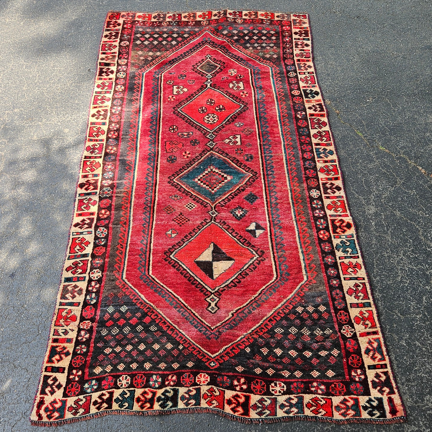 Vintage Hand Knotted 100% Wool Rug / Carpet - 4' 5" x 8' 5"