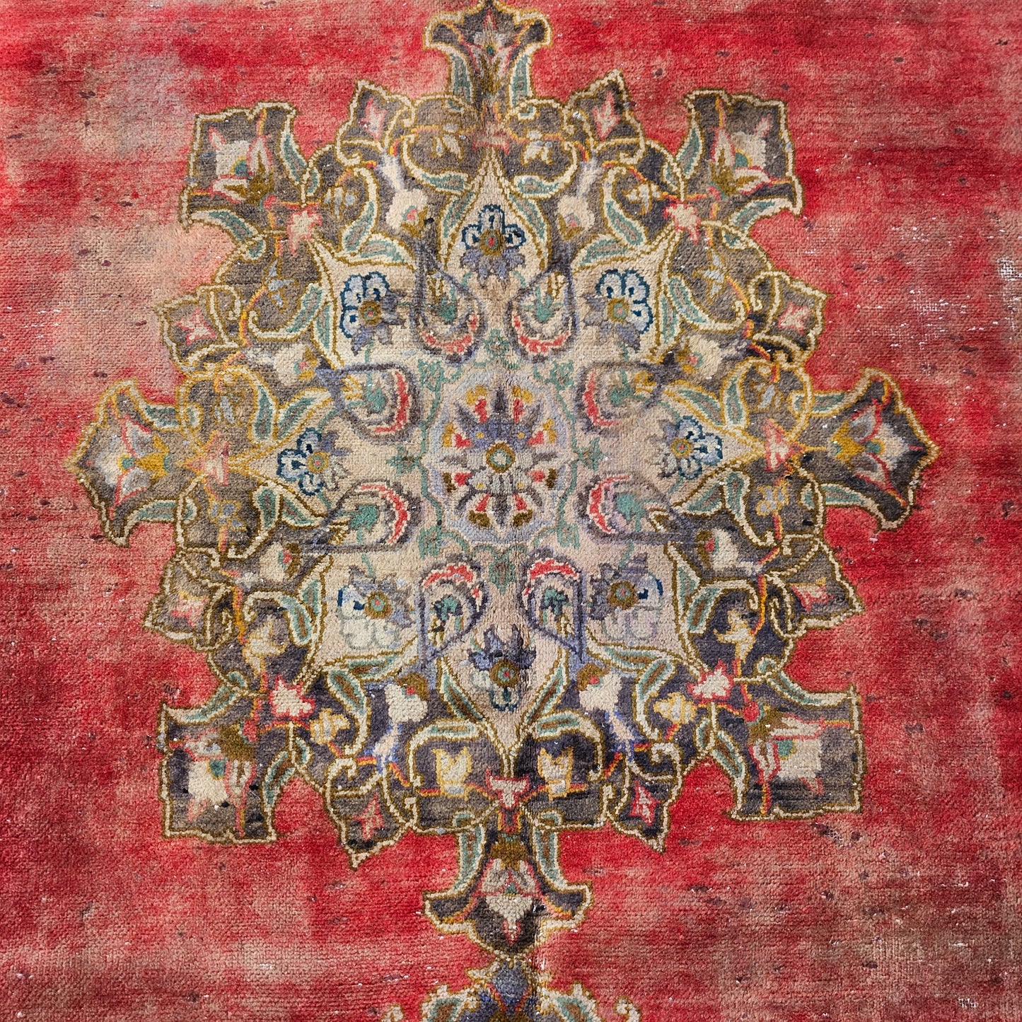Vintage Hand Knotted 100% Wool Rug / Carpet - 4' 3" x 4' 10"