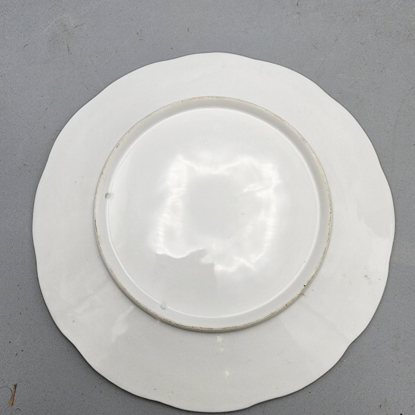 Porcelain Oyster Plate with Magenta Highlights
