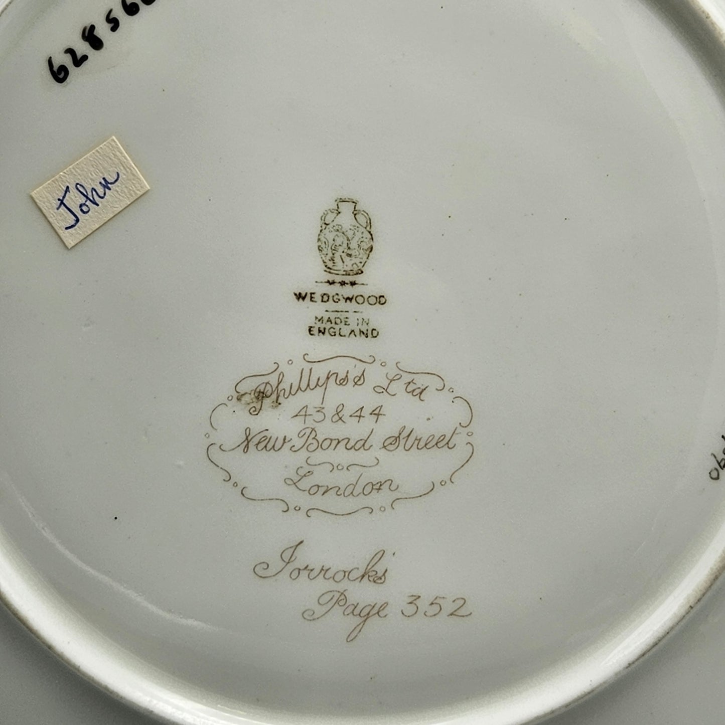Wedgwood Bone China Jorrocks Plates - Set of Eight