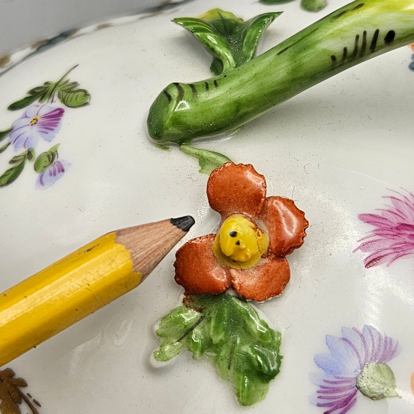 Carl Thieme Dresden Porcelain Lidded Box