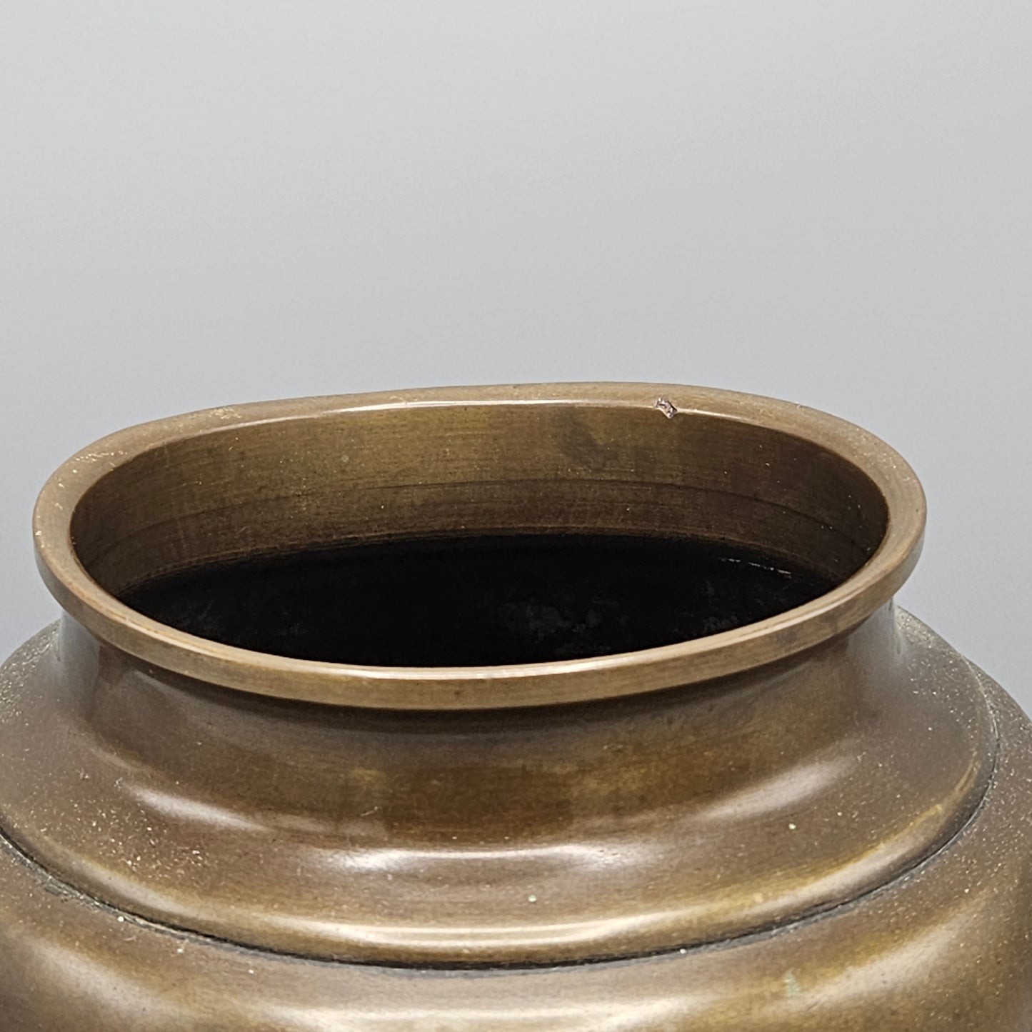 Chinese Bronze Urn-Form Incense Burner