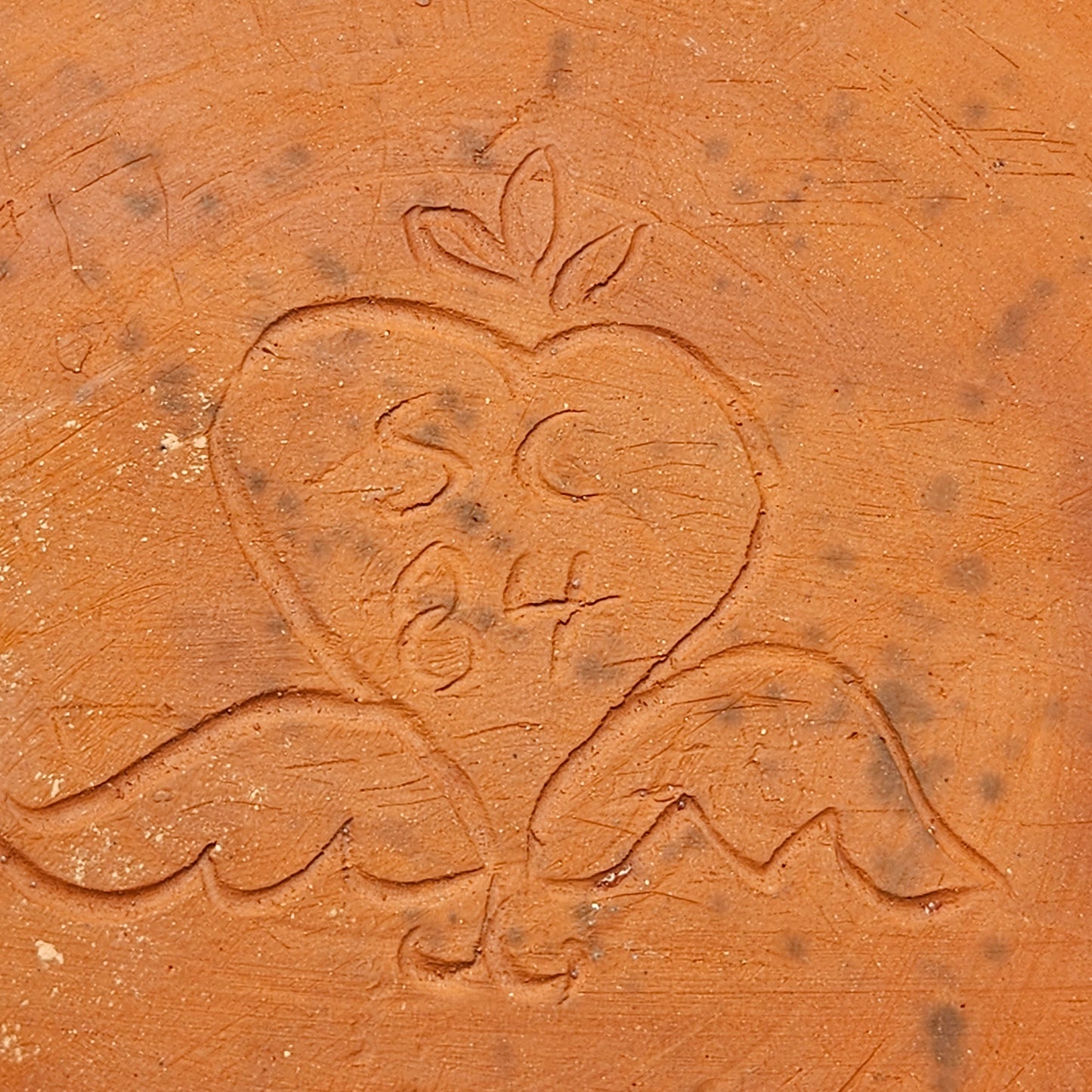 Signed Redwre Apple Pie Dish 1984