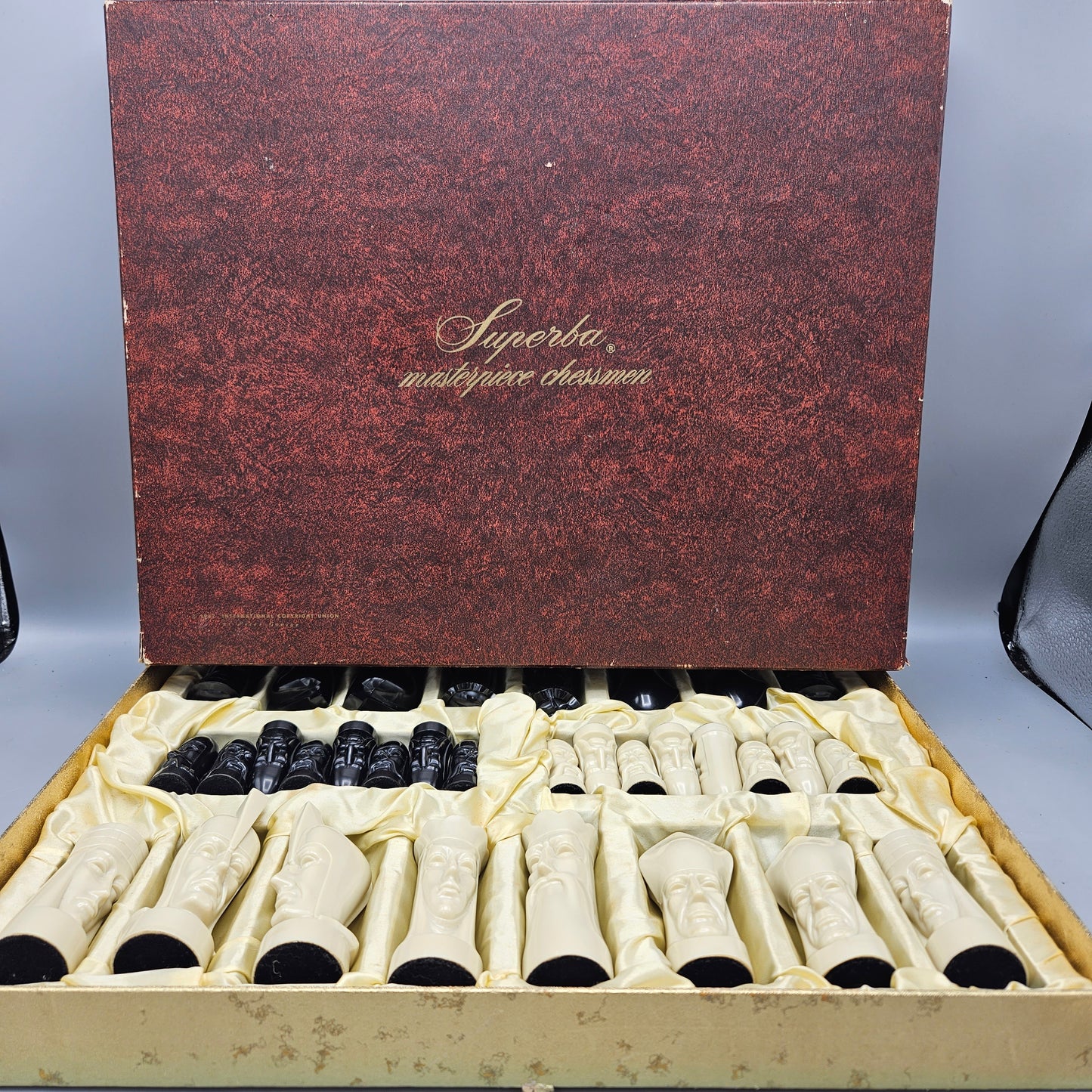 Vintage Peter Ganine Chess Set Superba Masterpiece Chessman