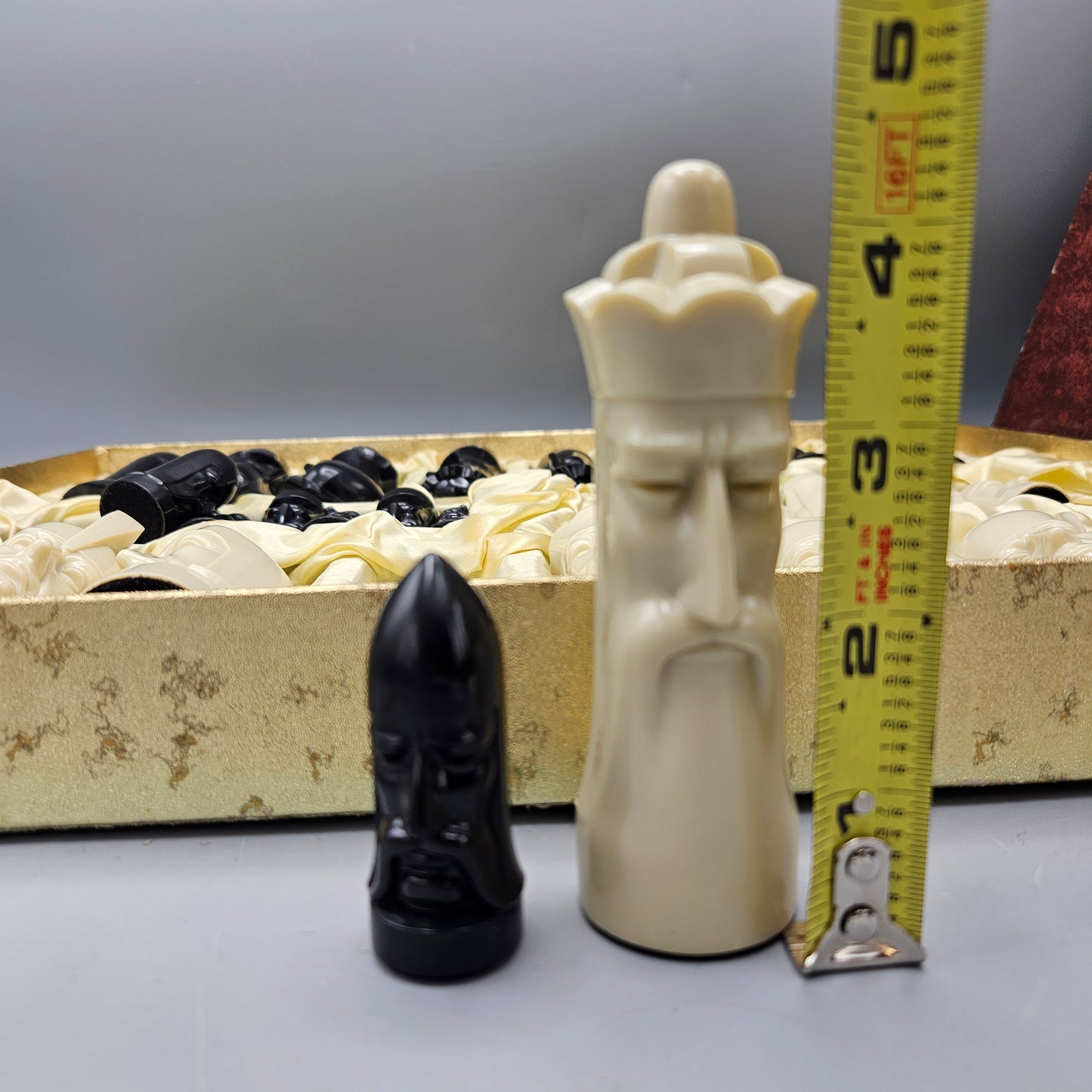Vintage Peter Ganine Chess Set Superba Masterpiece Chessman