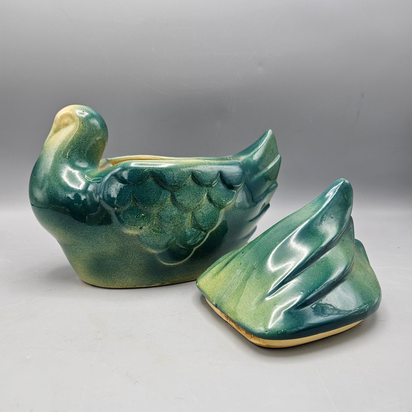 Vintage Fapco USA Art Pottery Swan Cookie Jar w/Lid Green