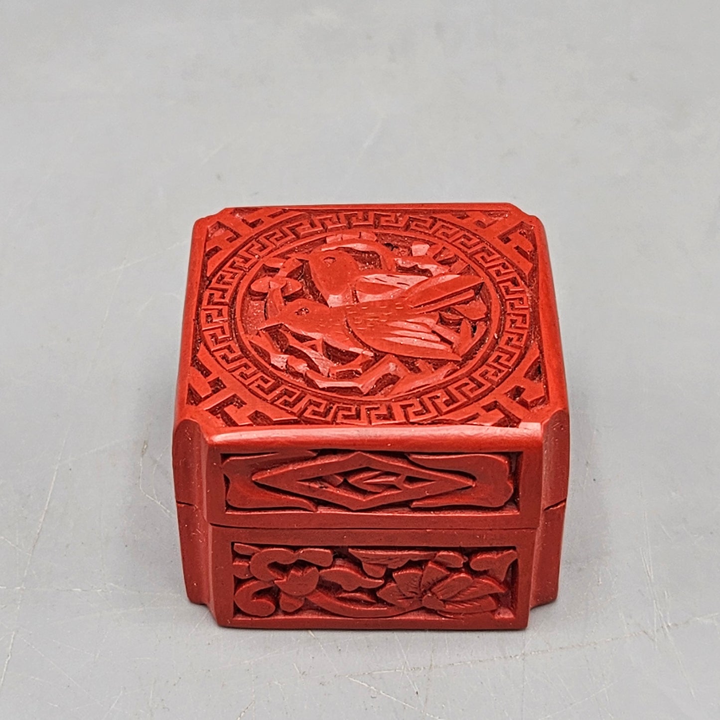Vintage Cinnabar Trinket Box / Pill Box