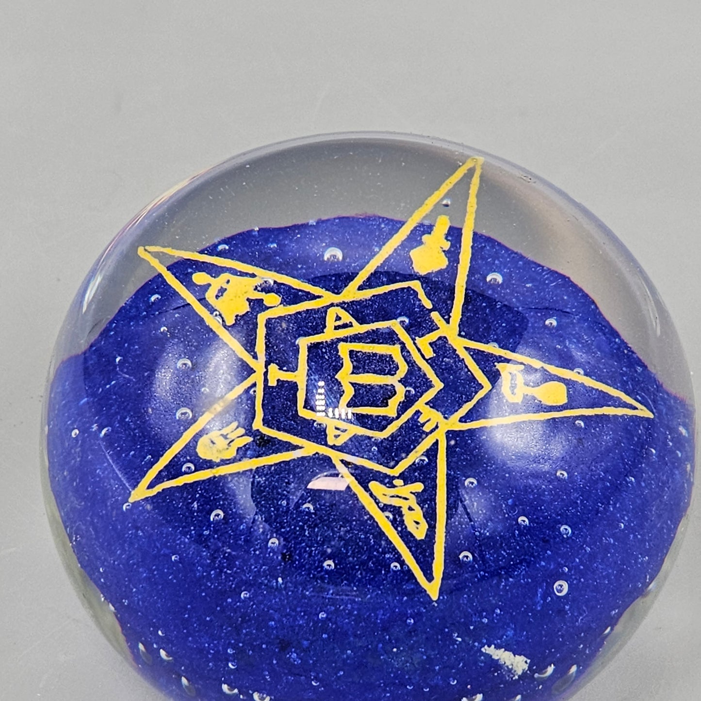 John Gentile Free Mason Masonic Eastern Star Art Glass Paperweight