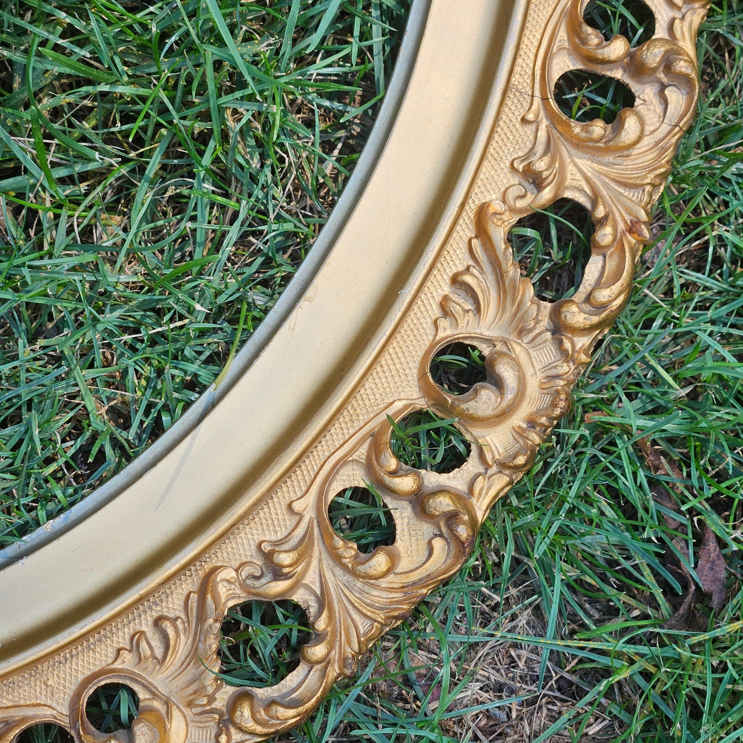 Antique Carved Wood Gold Gilt Oval Picture Frame