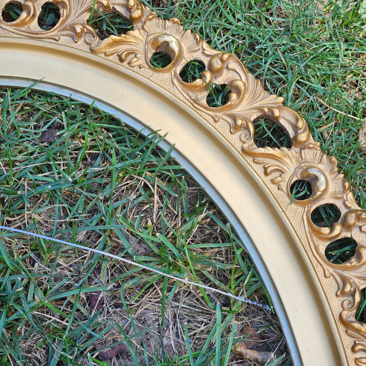 Antique Carved Wood Gold Gilt Oval Picture Frame