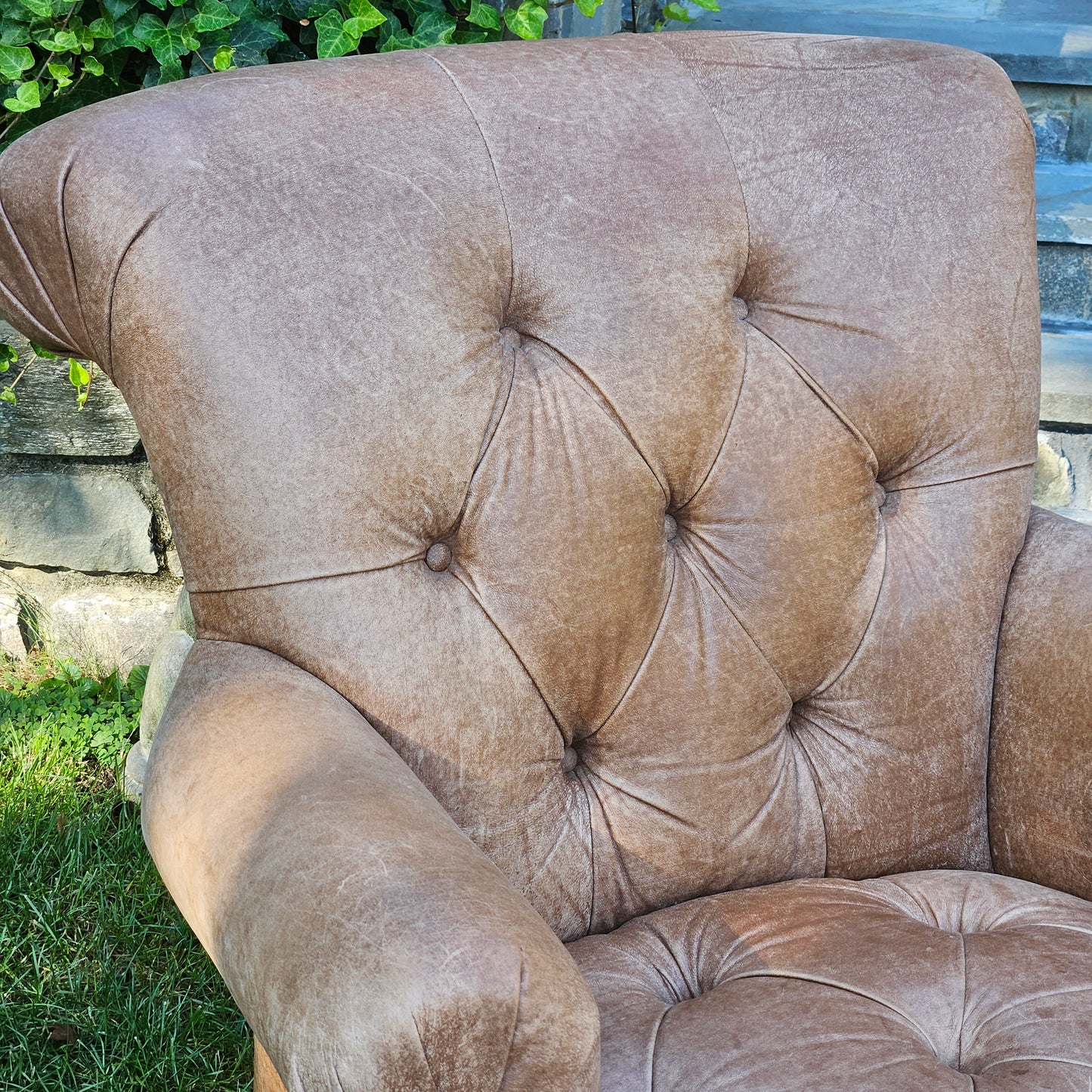 Decorator Chesterfield Tufted Chair and Ottoman