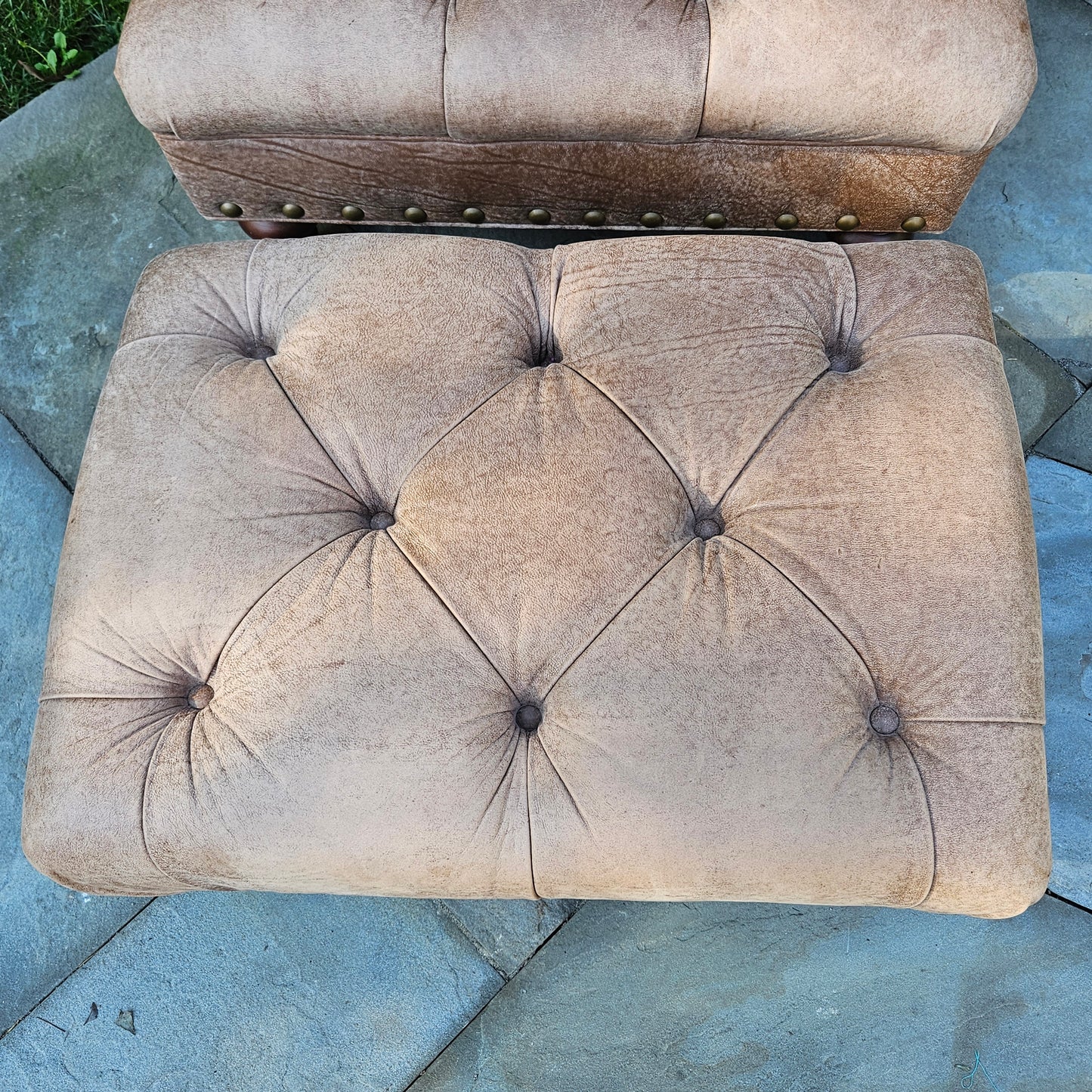 Decorator Chesterfield Tufted Chair and Ottoman