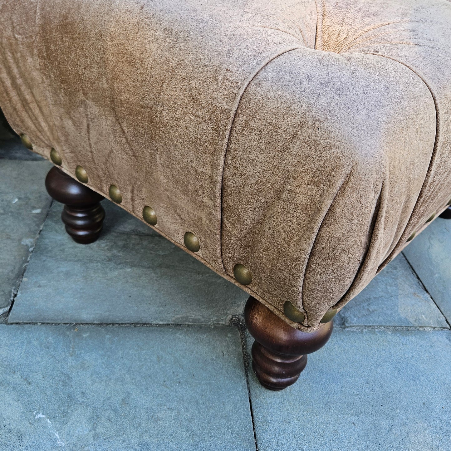 Decorator Chesterfield Tufted Chair and Ottoman