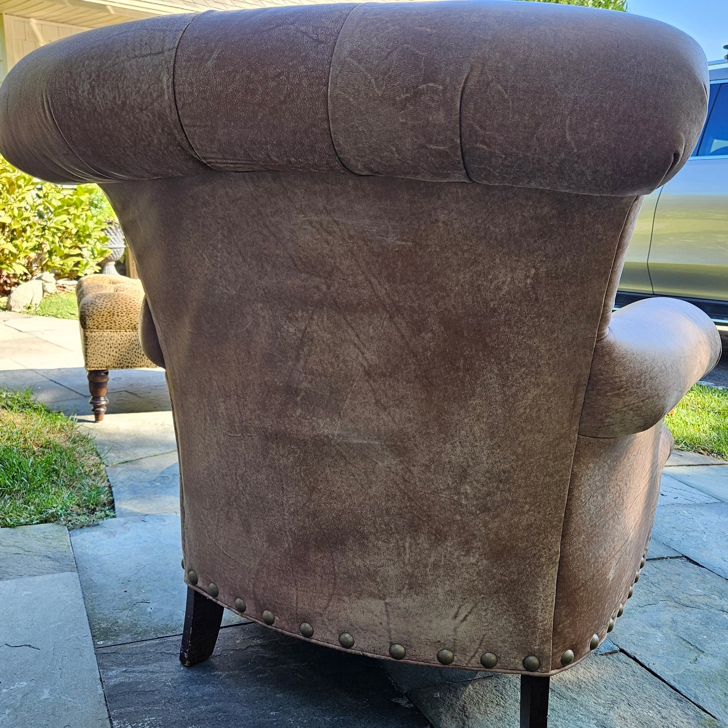 Decorator Chesterfield Tufted Chair and Ottoman