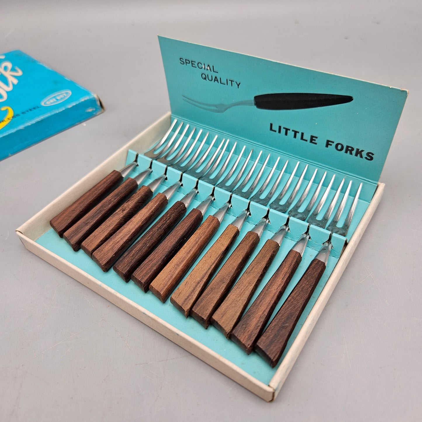 Set of 12 Vintage Teakwood 18-8 Stainless Steel Forks - Made in Japan