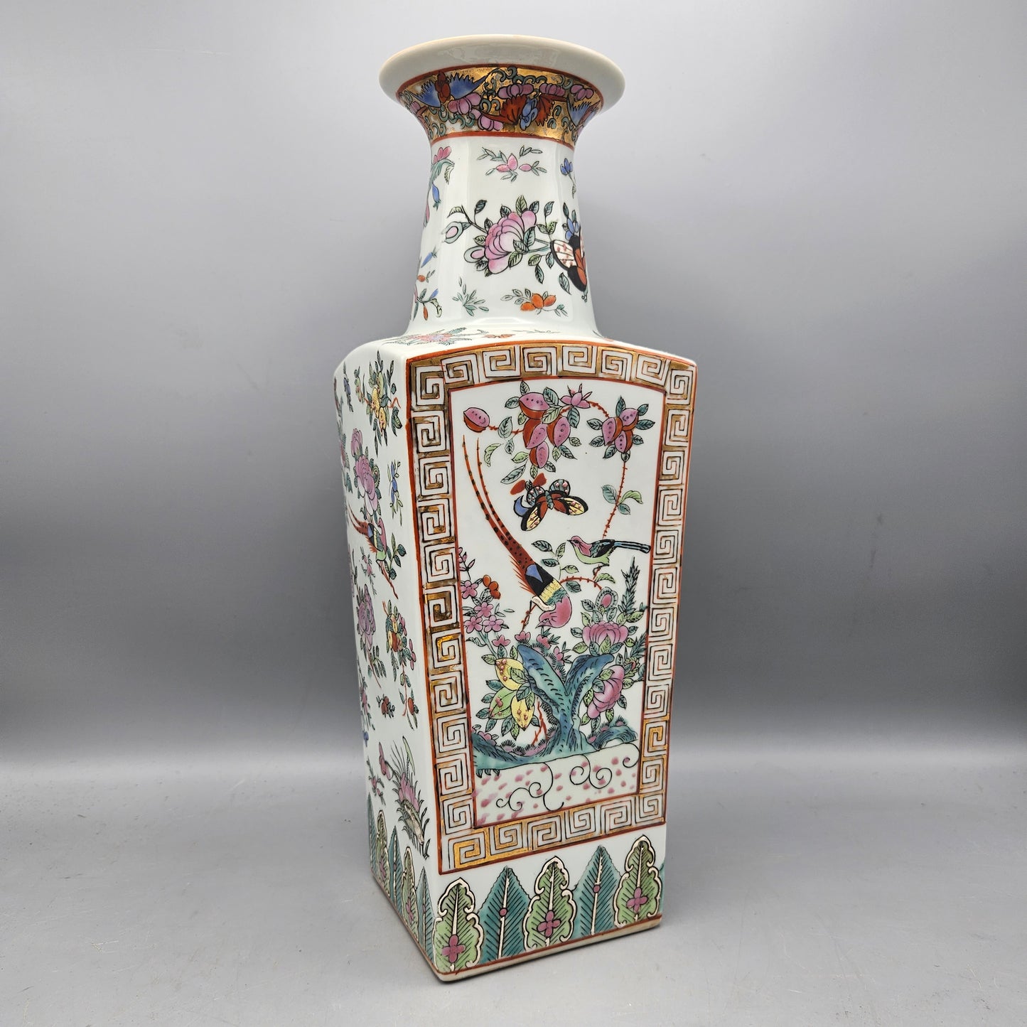 Vintage Signed Chinese Porcelain Vase