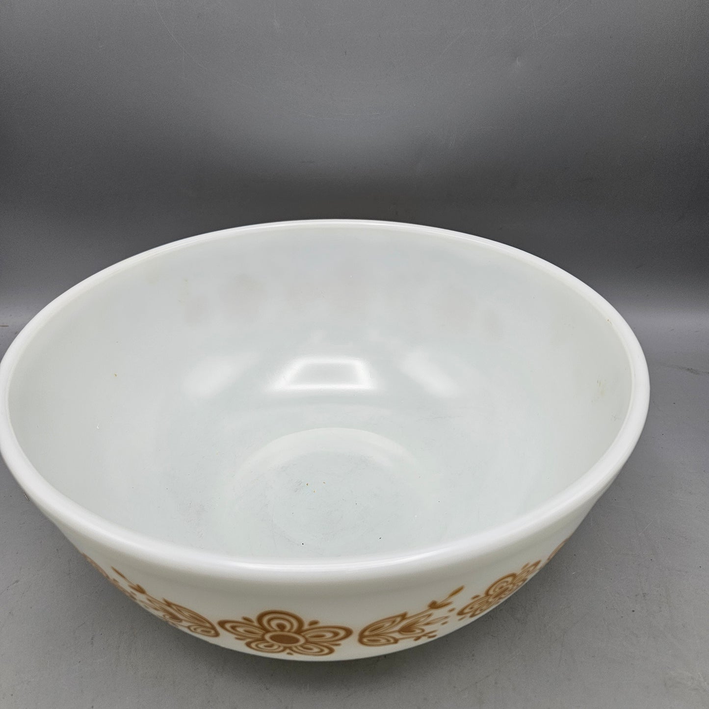 Pyrex 4 Quart Butterfly Gold Bowl Pattern 404