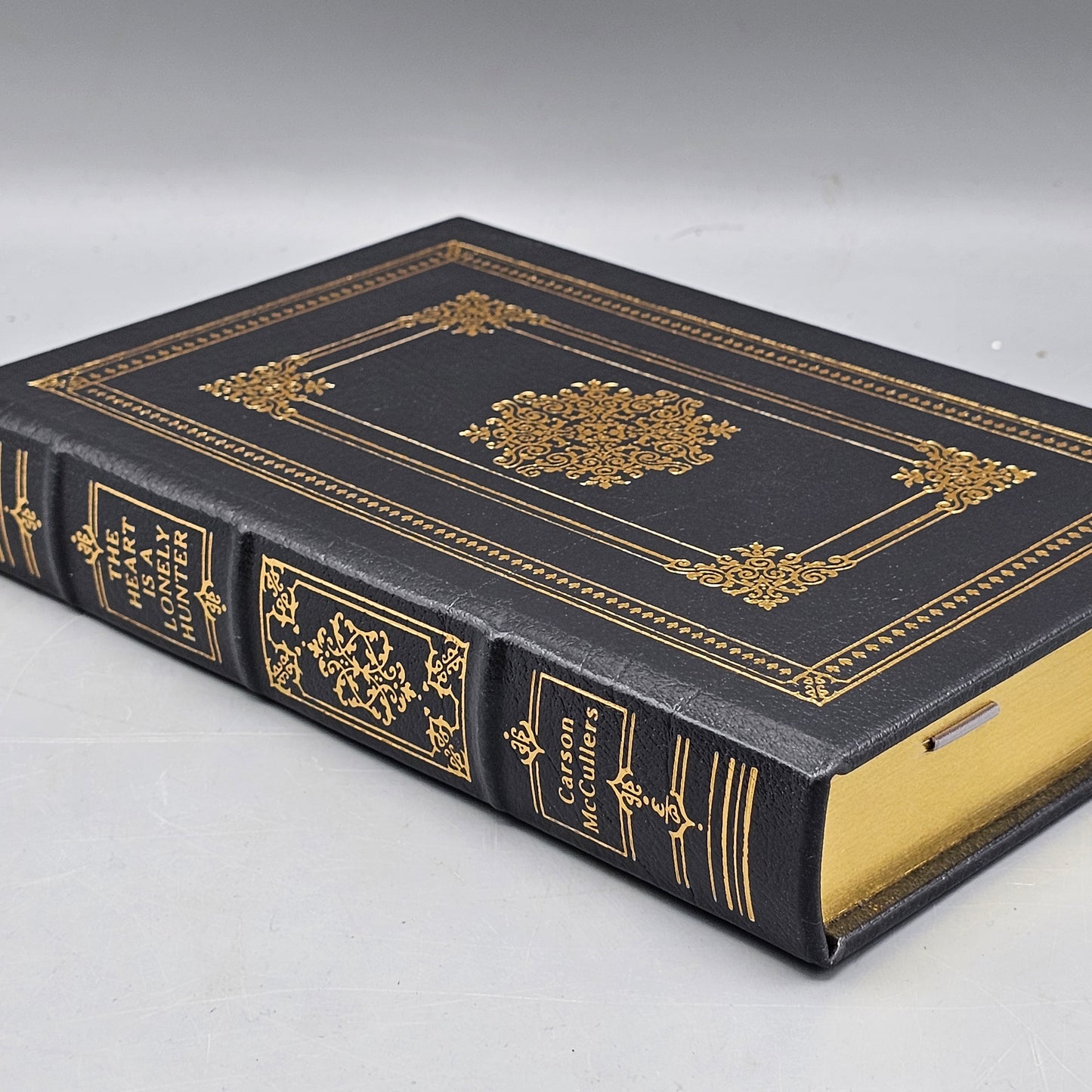 Book: Easton Press The Heart Is A Lonely Hunter by Carson Mc Cullers