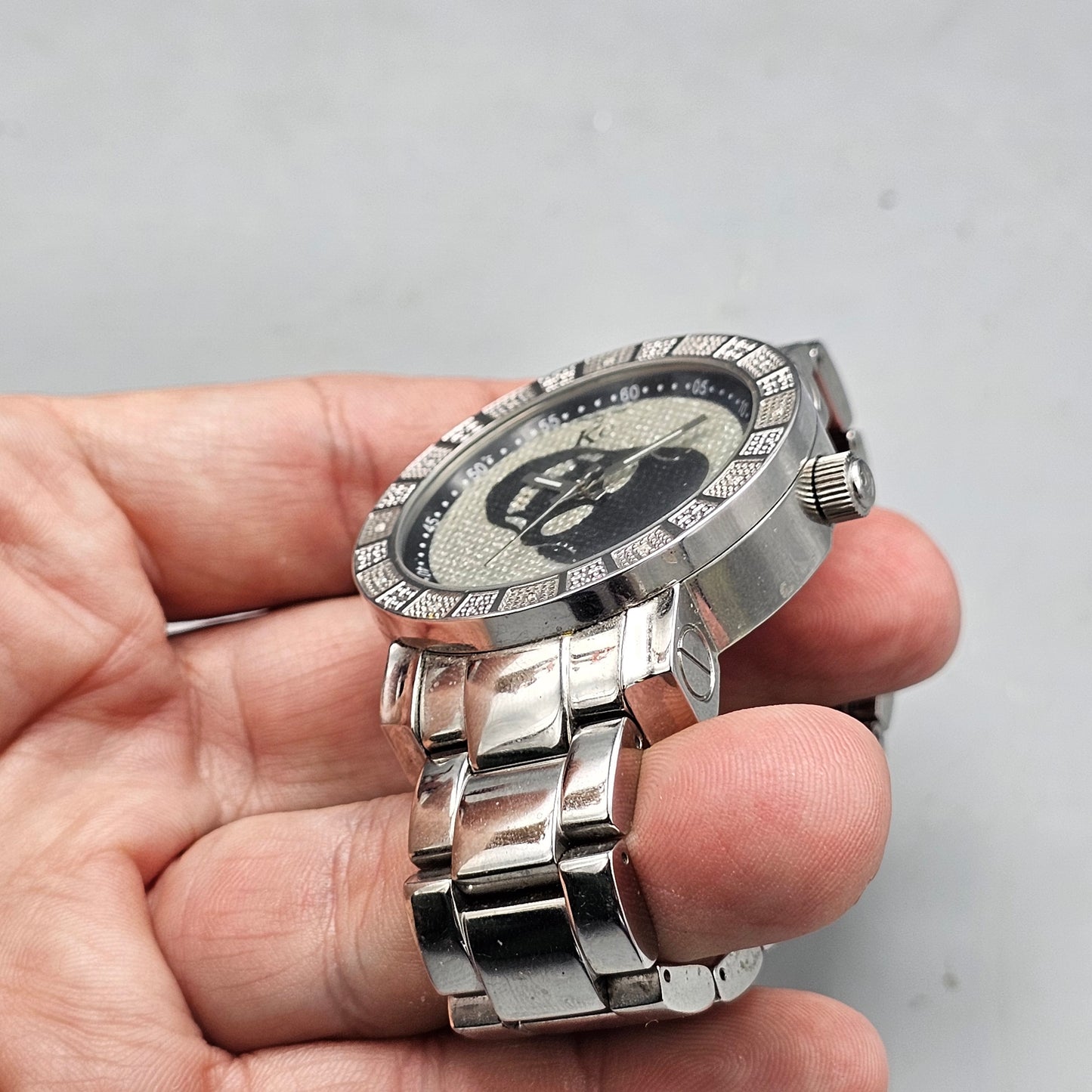Techno Com by KC Moving Skull Watch