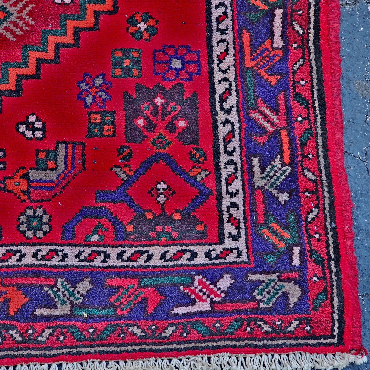 Vintage Hand Knotted Wool Rug ~ 5' 3" x 3' 5"