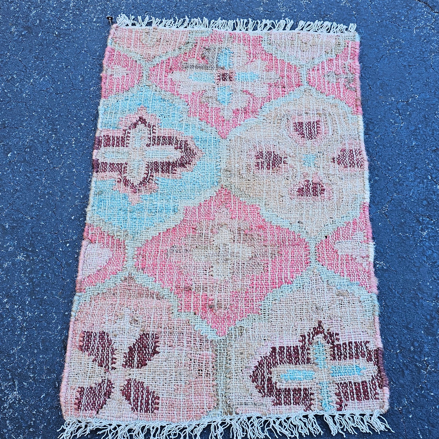 Small Kilim Flat Weave Rug ~ 2' x 3' 3"