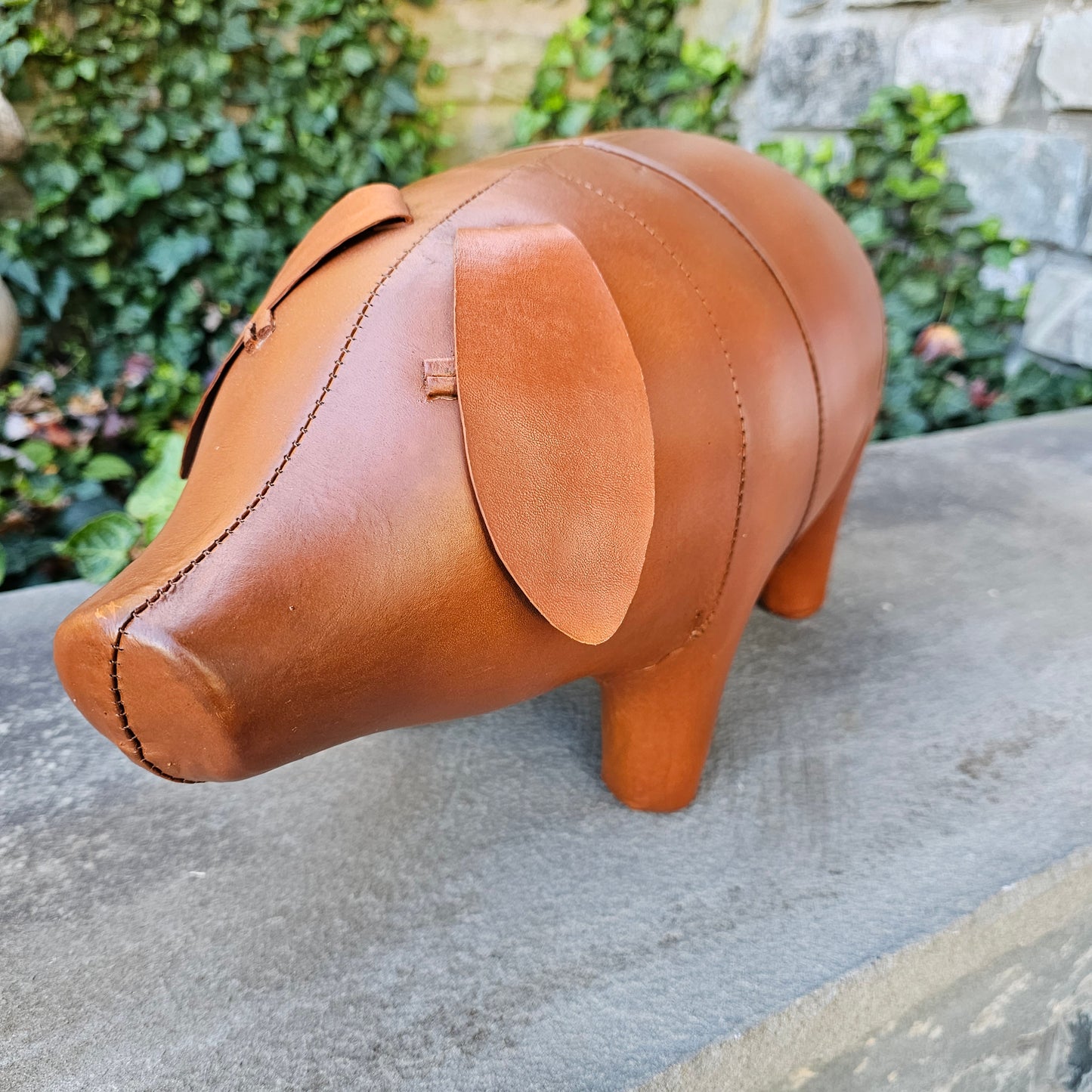 Leather Pig Footstool - Dimitri Omersa / Abercrombie Liberty Style Small