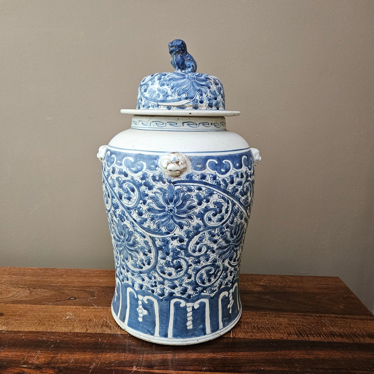 Large Asian Blue & White Porcelain Bird Temple Jar with Foo Dog Lid