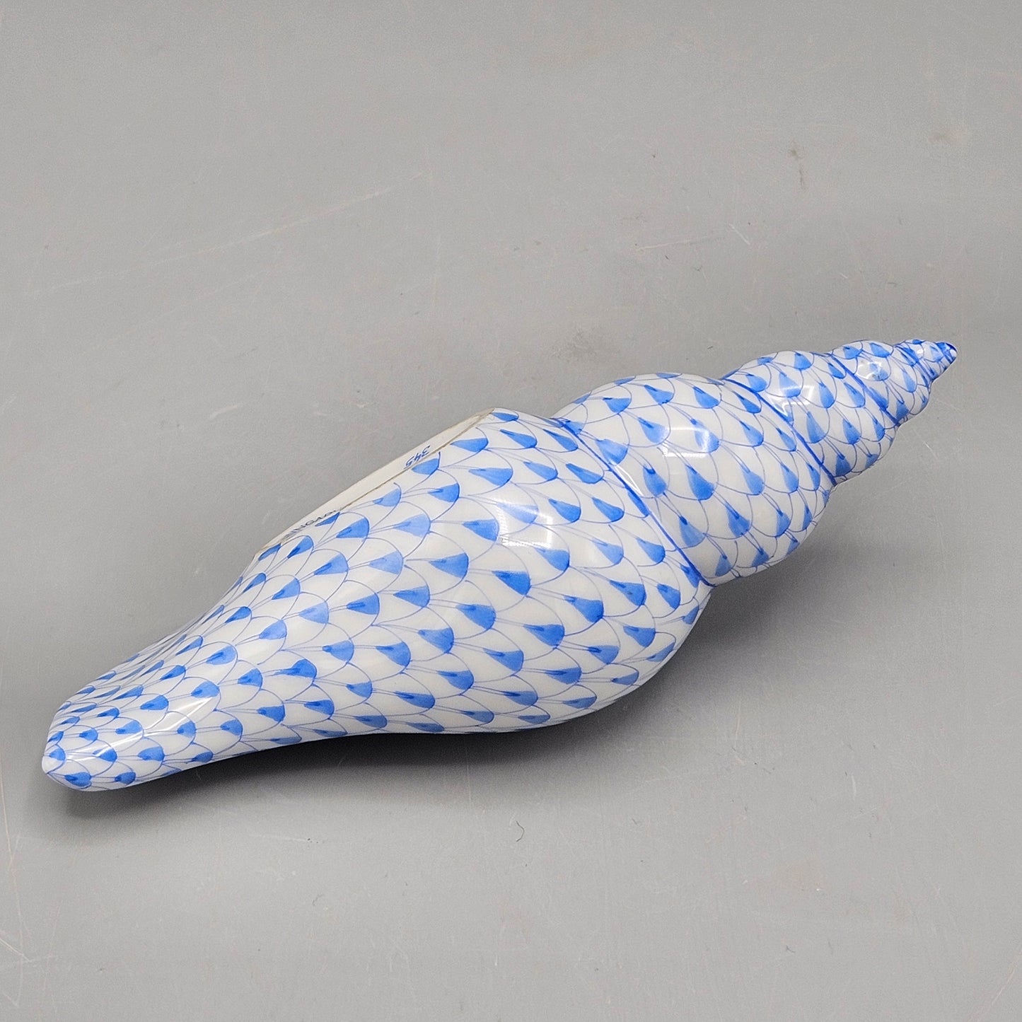 Vintage Blue Fishnet Herend Tulip Shell Figurine