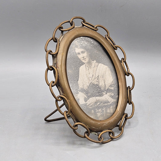 Antique Gold Gilt Oval Frame with Chain Border