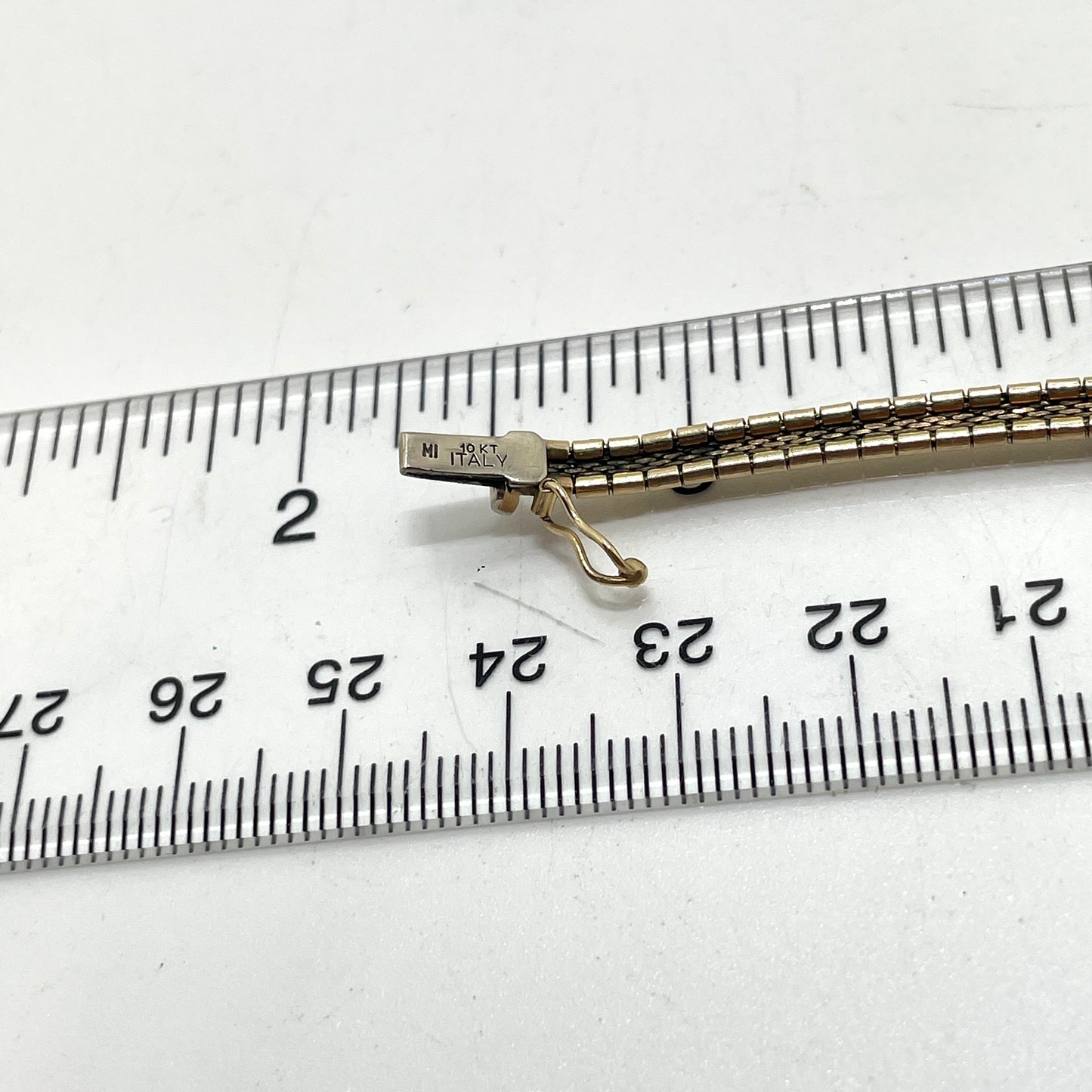 Vintage 10K Gold Bangle Bracelet